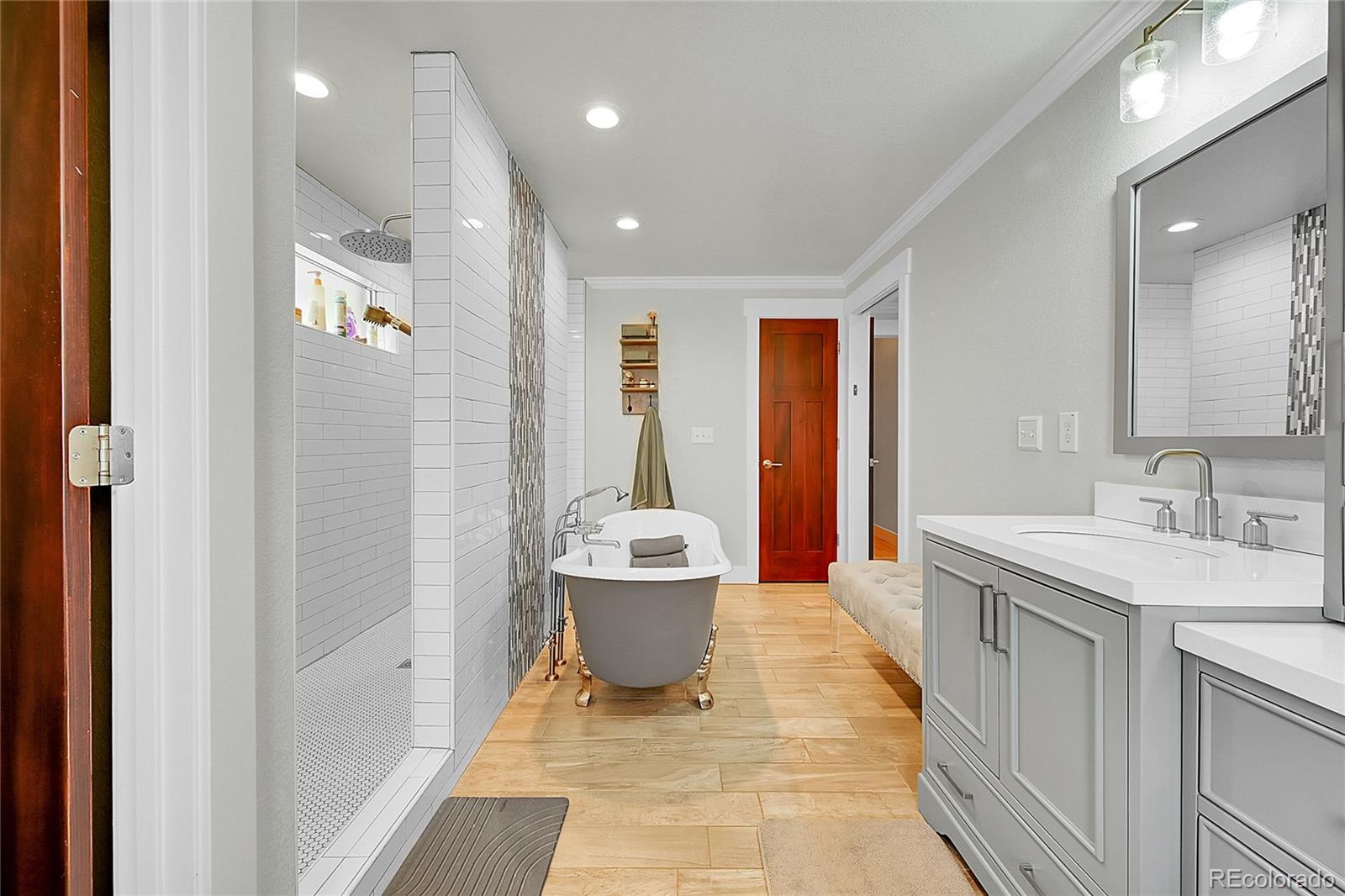 MLS Image #18 for 6015 s milwaukee way,centennial, Colorado