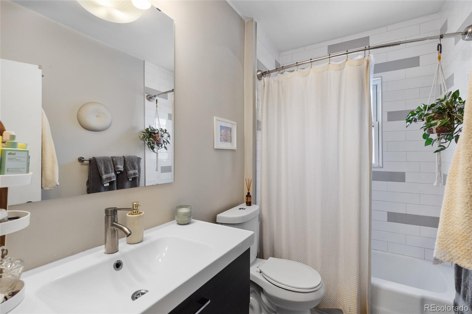 MLS Image #13 for 3711  yates street,denver, Colorado