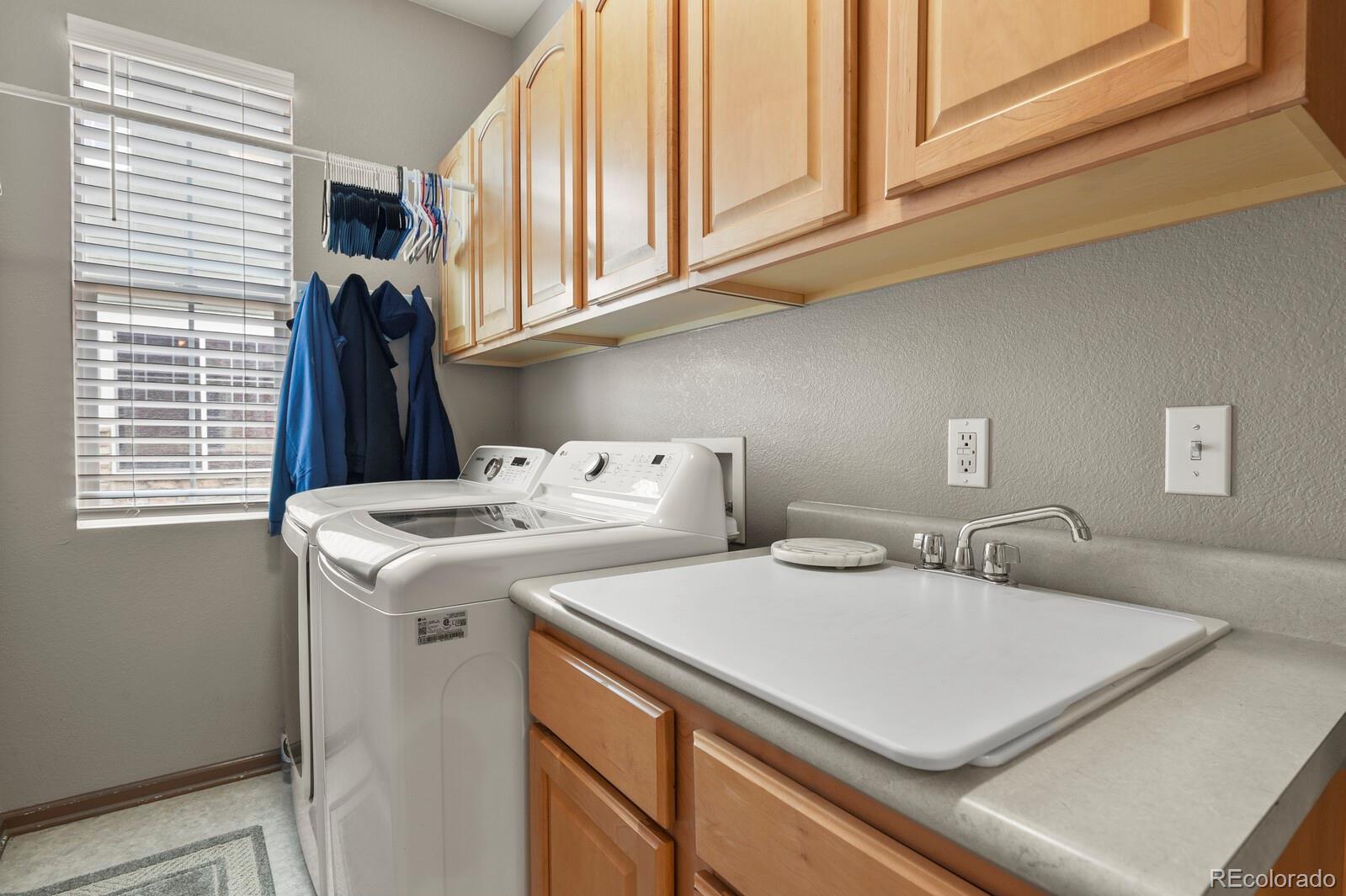 MLS Image #14 for 514 n flat rock street,aurora, Colorado