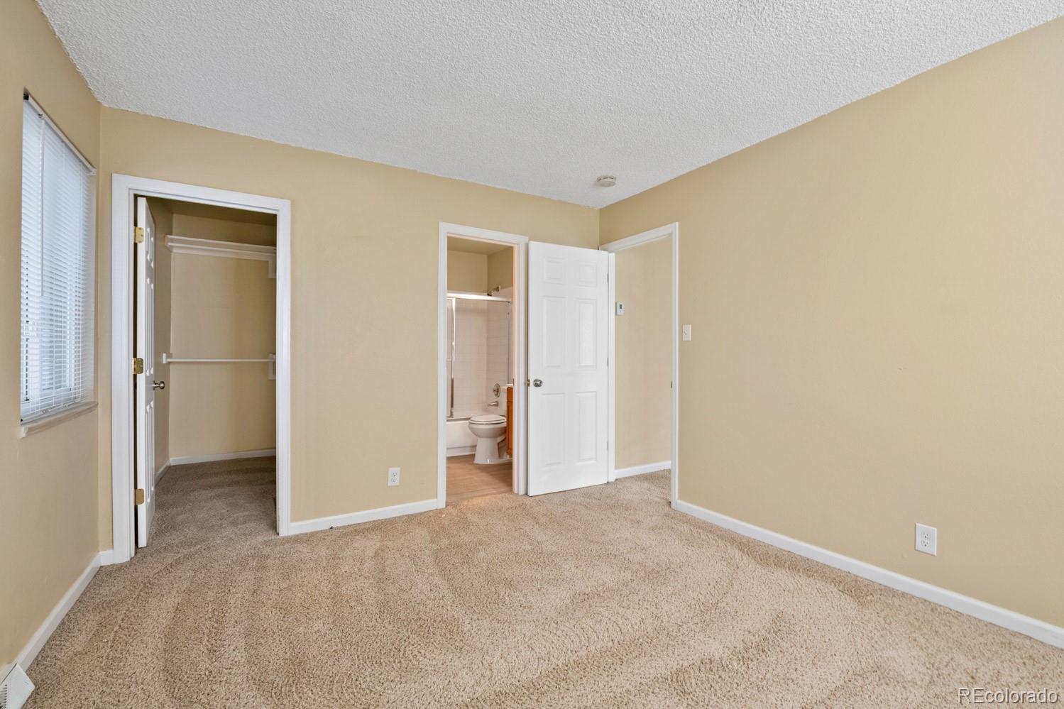 MLS Image #10 for 1195 s oneida street,denver, Colorado