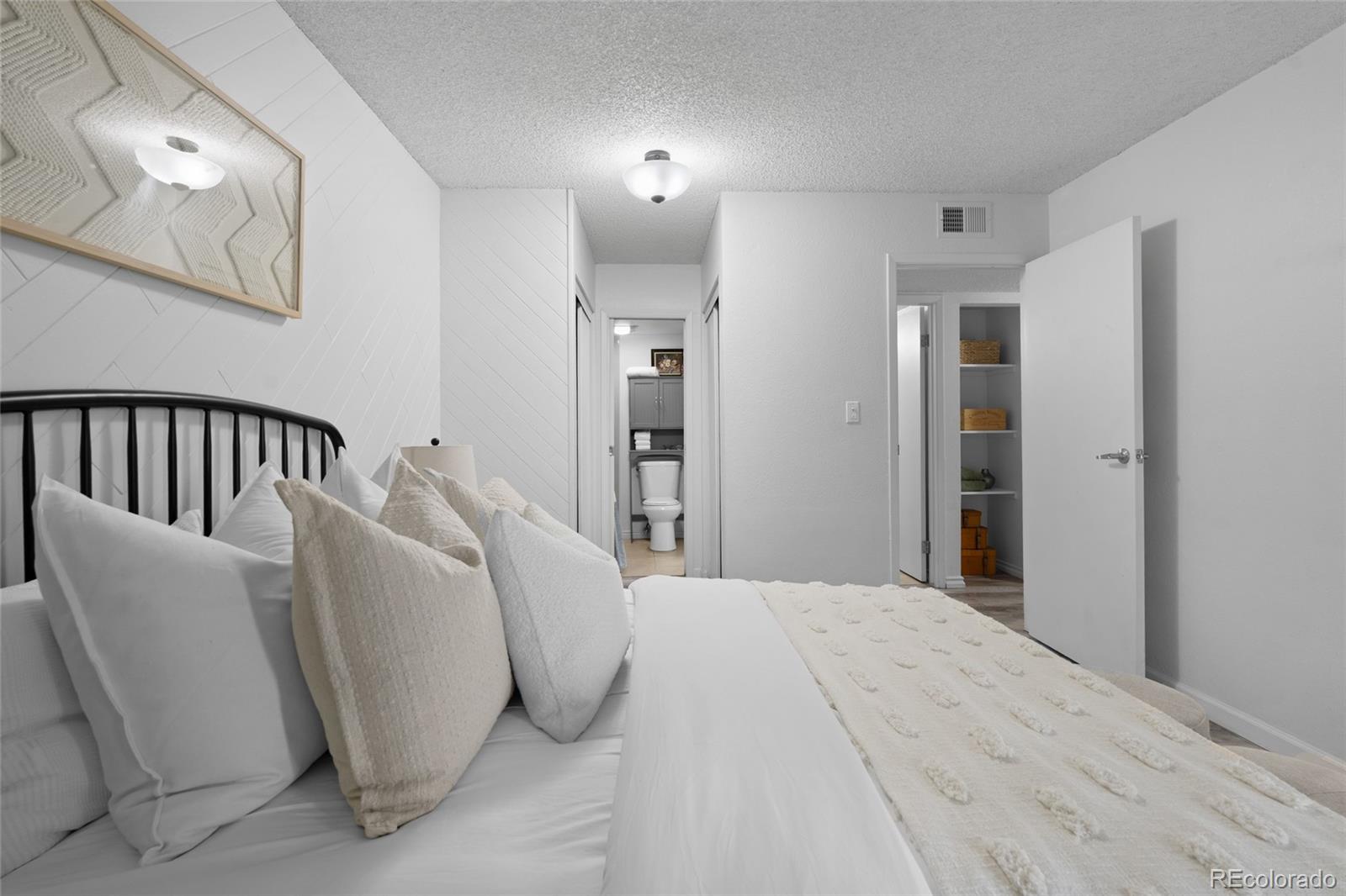 MLS Image #20 for 14934 e hampden circle,aurora, Colorado