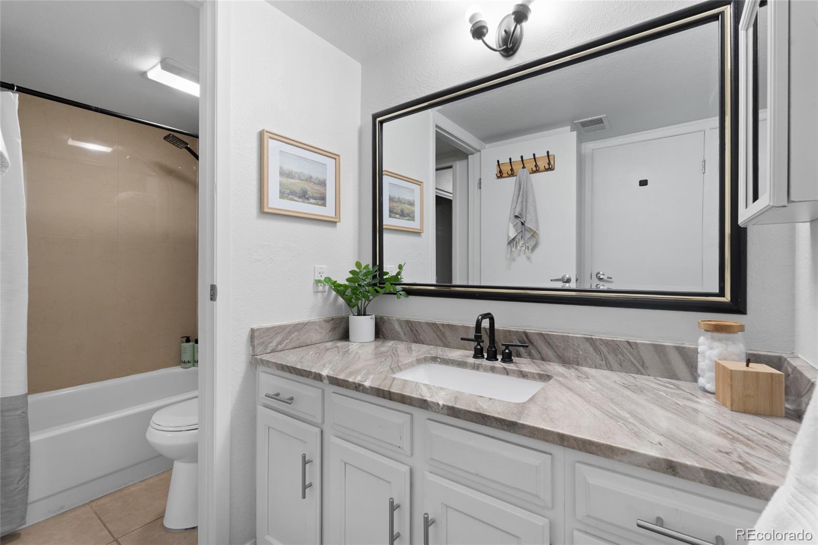 MLS Image #23 for 14934 e hampden circle,aurora, Colorado