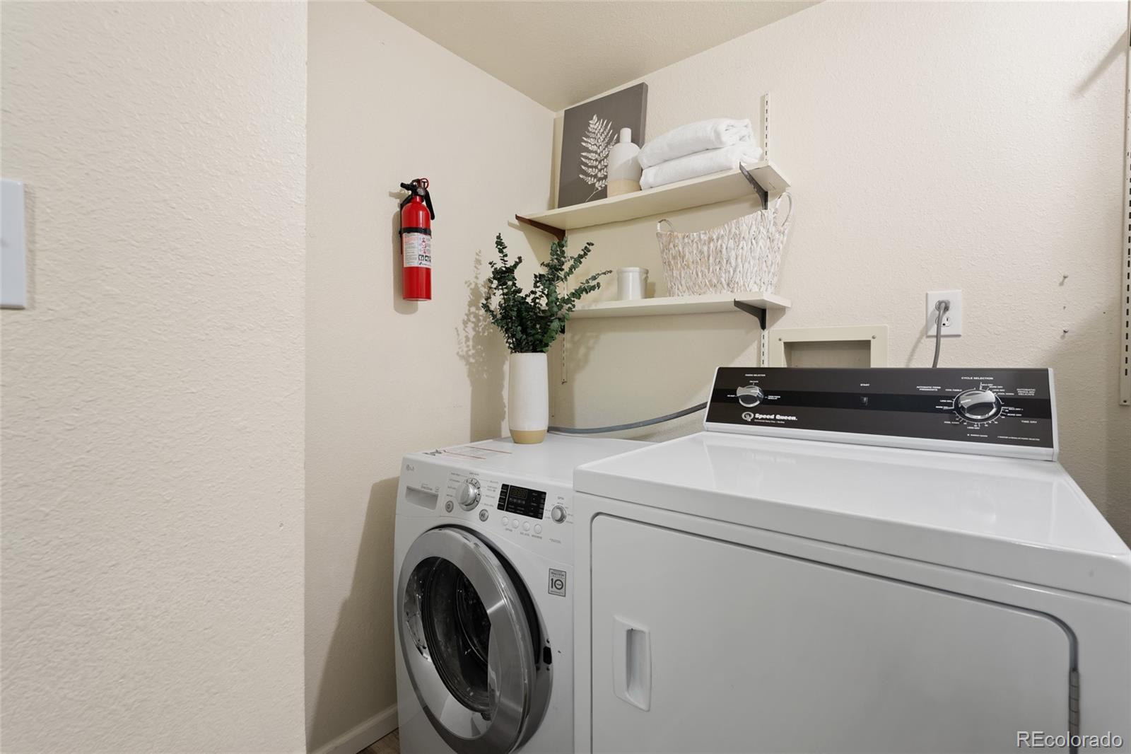 MLS Image #27 for 14934 e hampden circle,aurora, Colorado