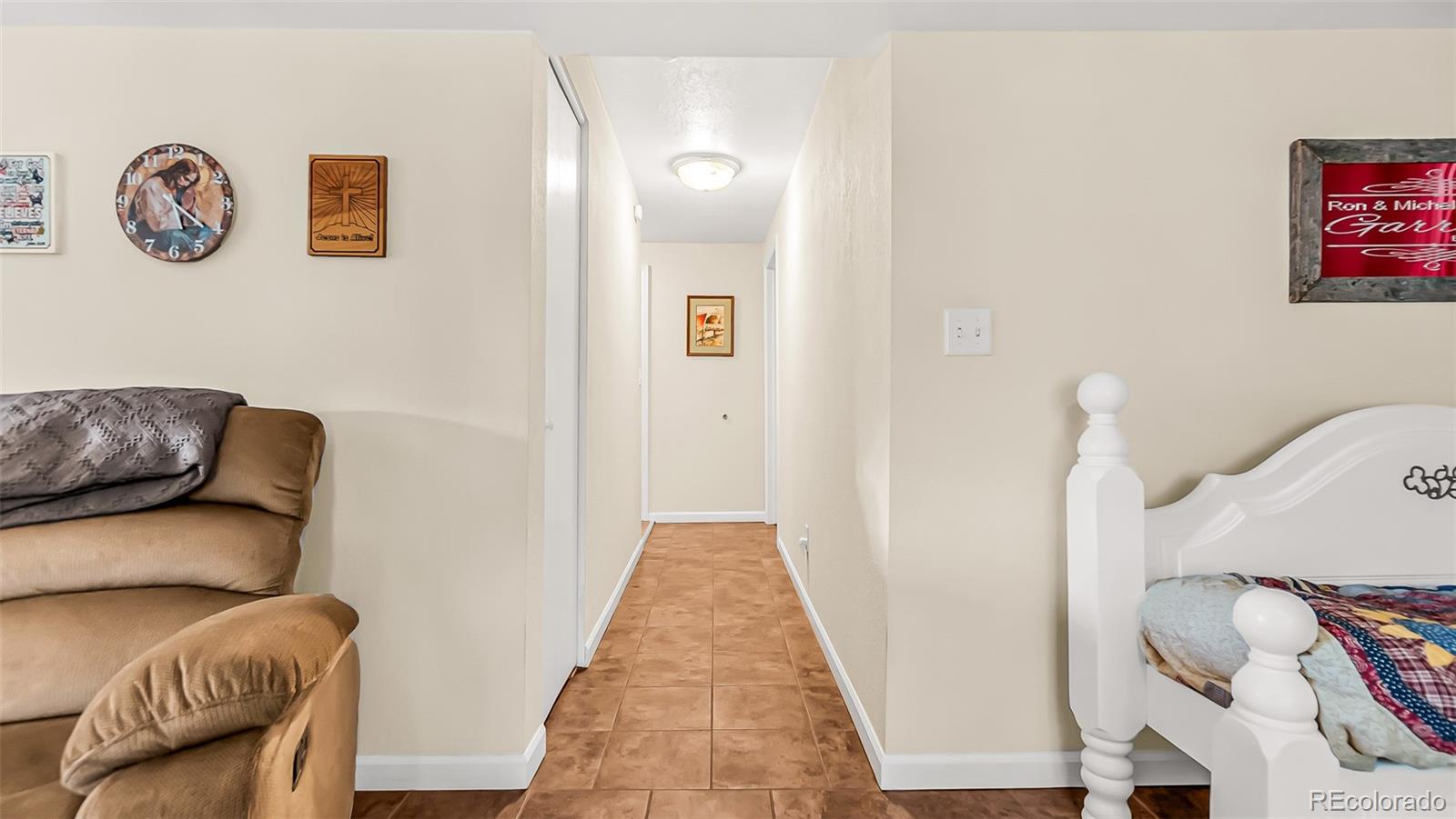 MLS Image #5 for 581  bent avenue,akron, Colorado