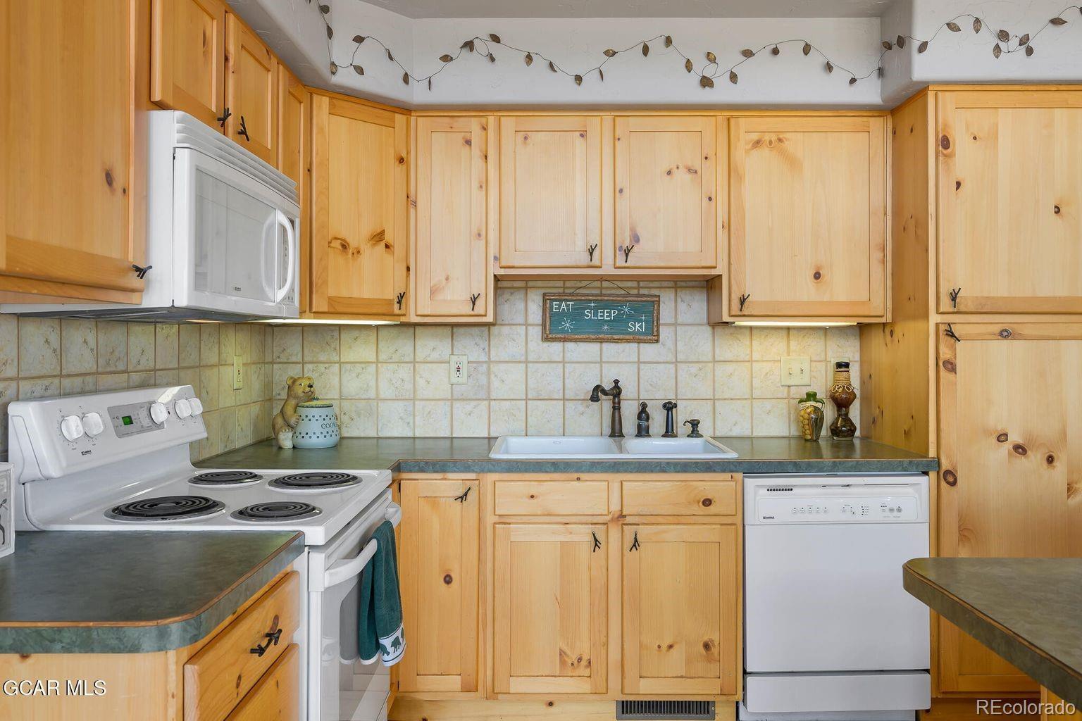 MLS Image #12 for 62  897 ,grand lake, Colorado
