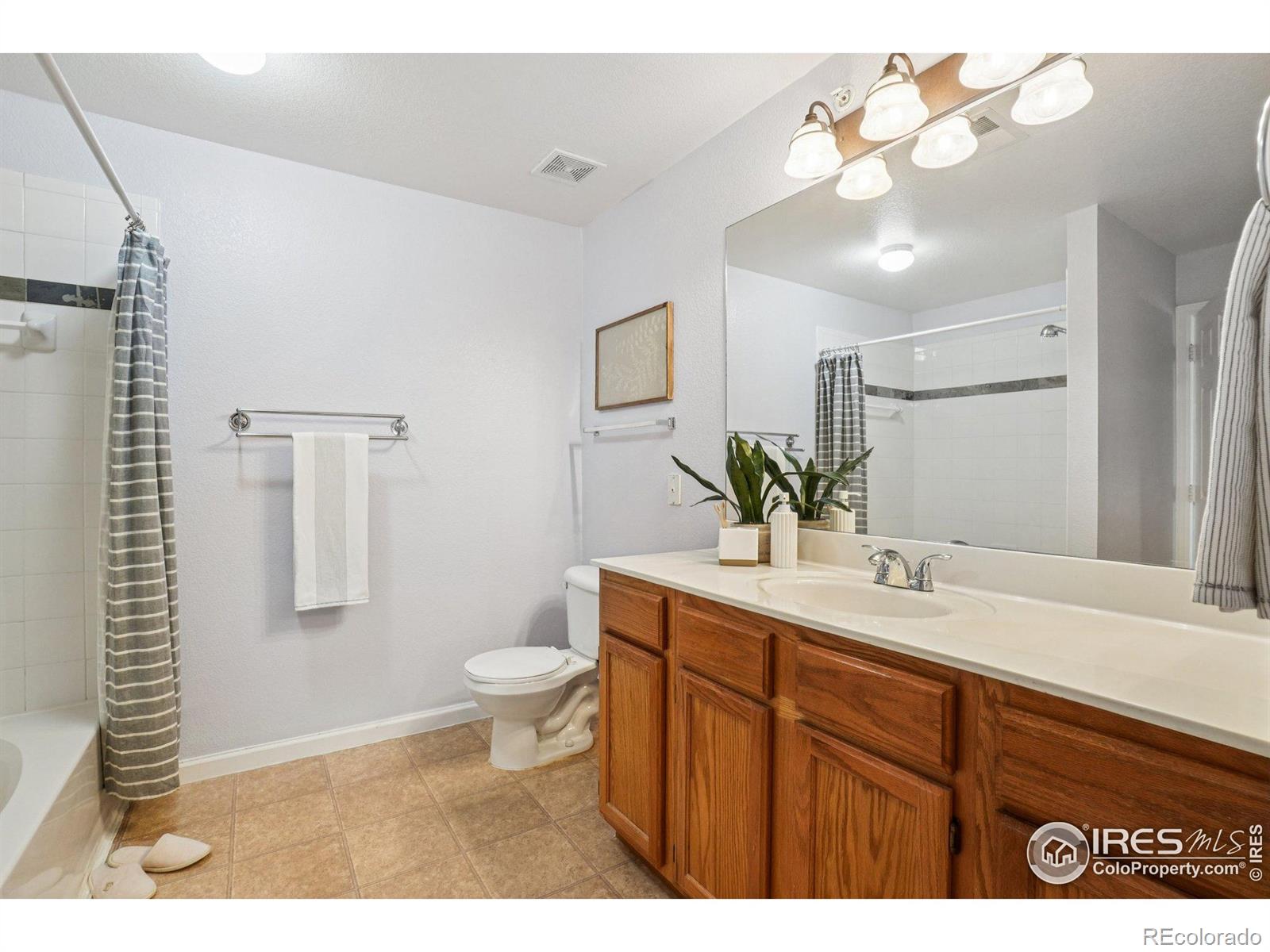 MLS Image #13 for 5620  fossil creek parkway,fort collins, Colorado