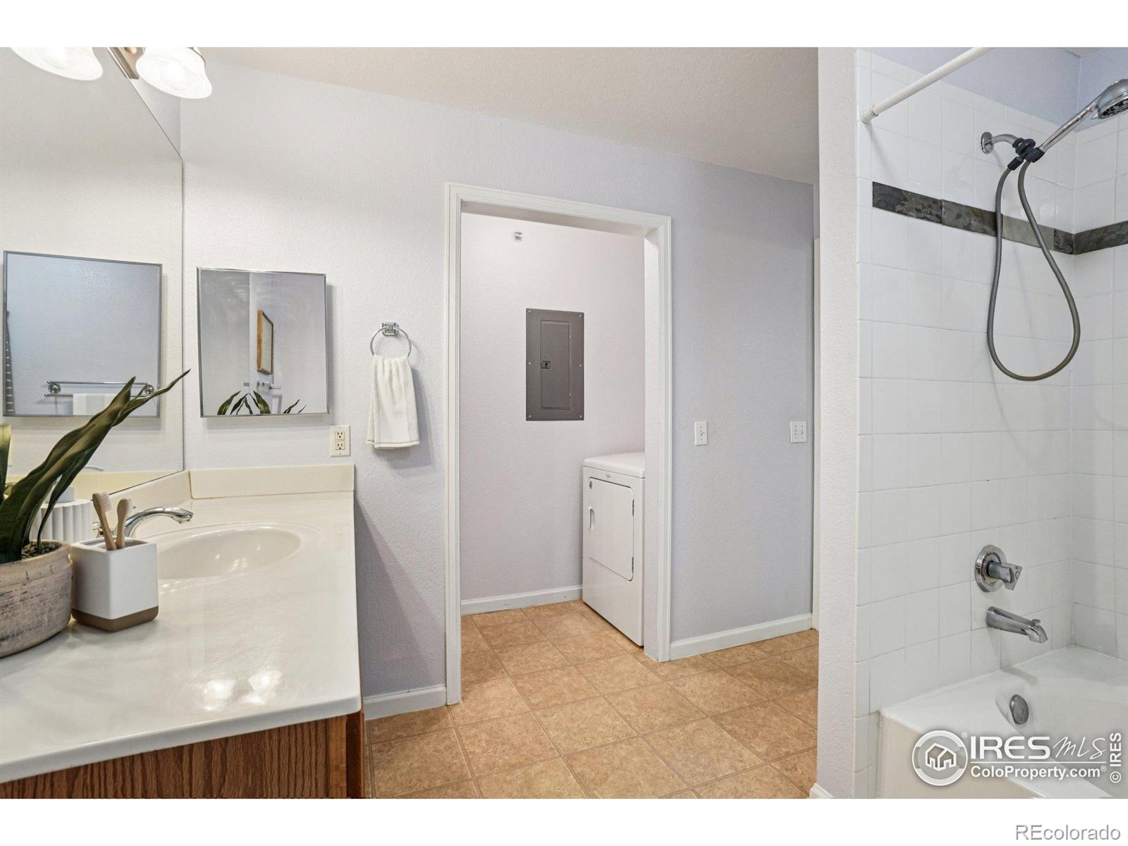 MLS Image #14 for 5620  fossil creek parkway,fort collins, Colorado