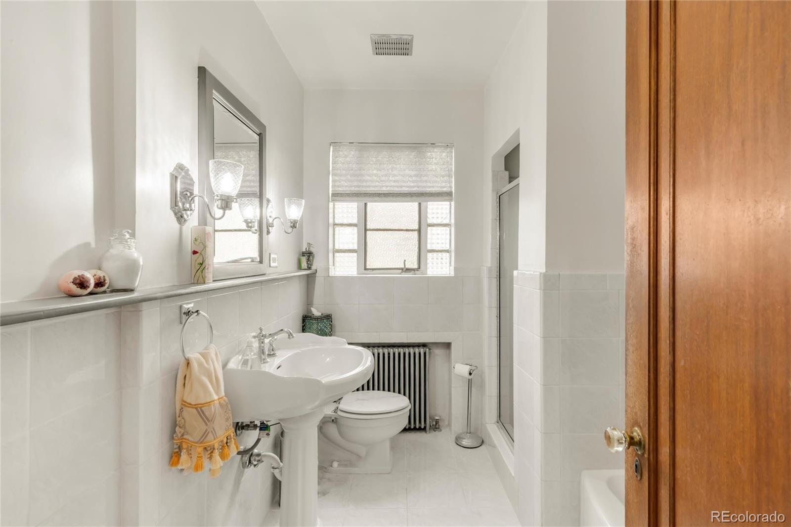 MLS Image #20 for 1475  monaco parkway,denver, Colorado