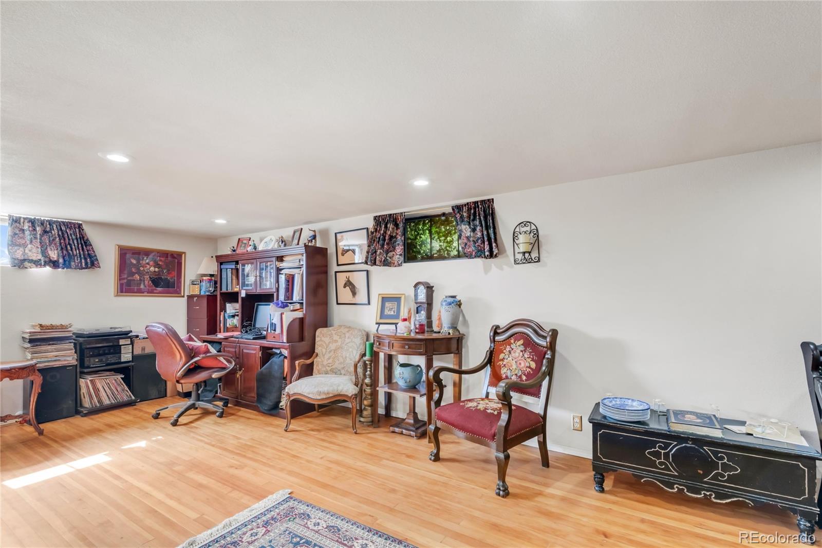 MLS Image #29 for 1475  monaco parkway,denver, Colorado