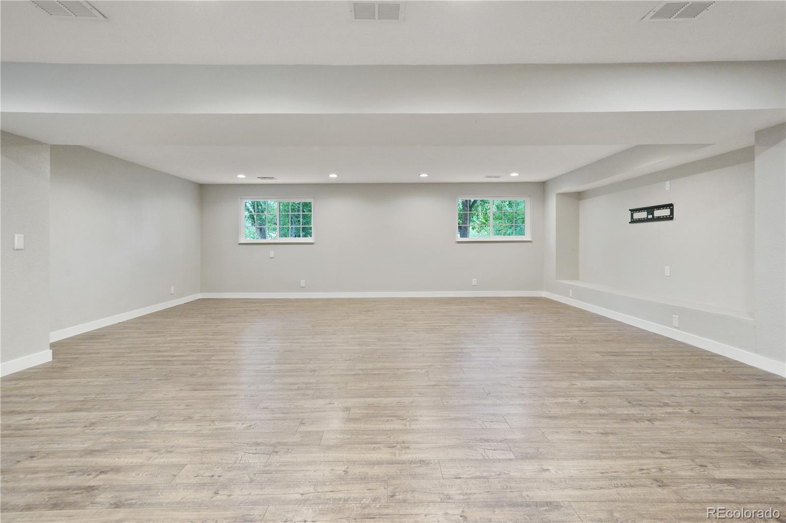 MLS Image #13 for 6451 s hoyt street,littleton, Colorado
