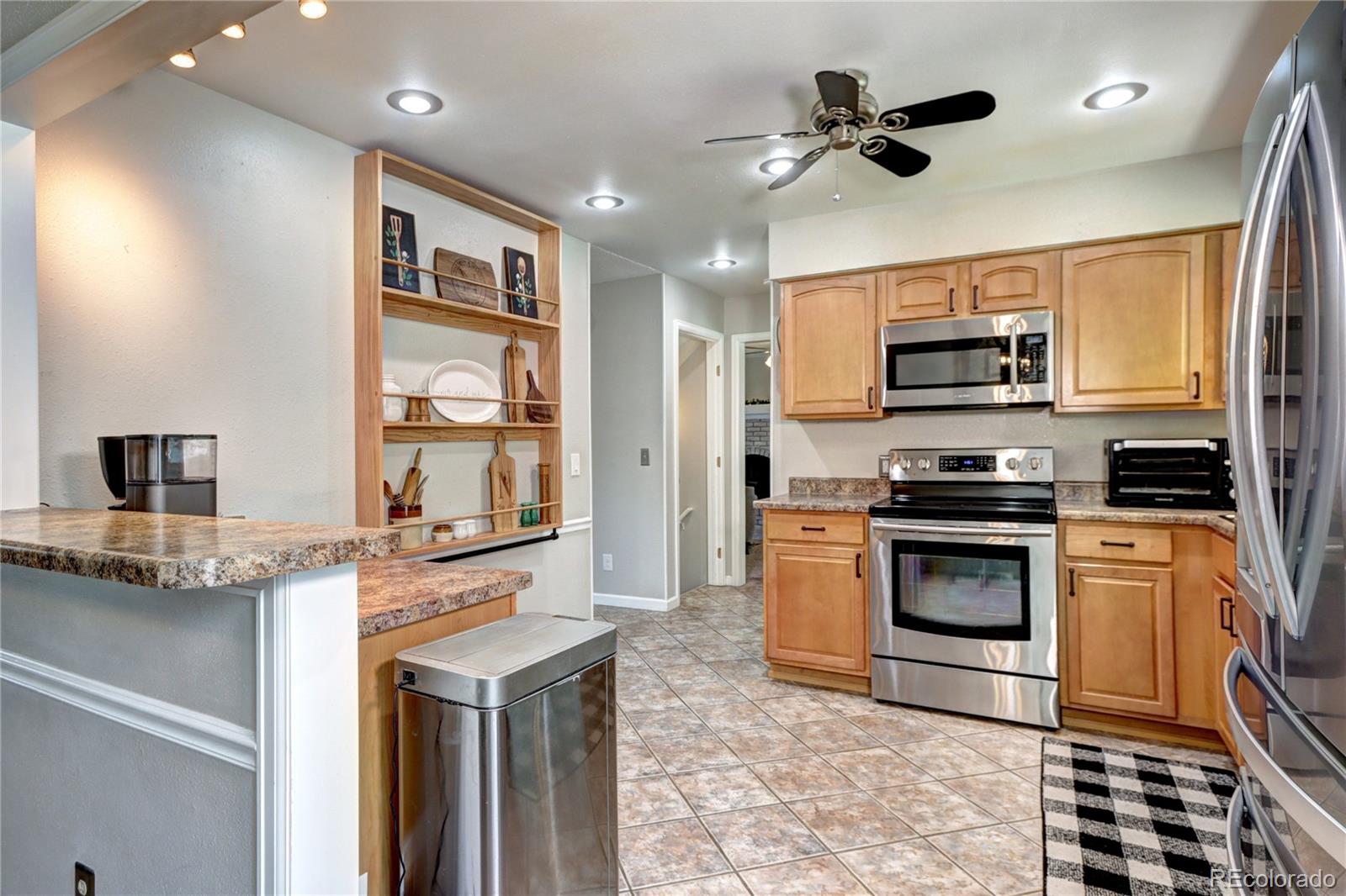 MLS Image #10 for 2424 s elkhart street,aurora, Colorado
