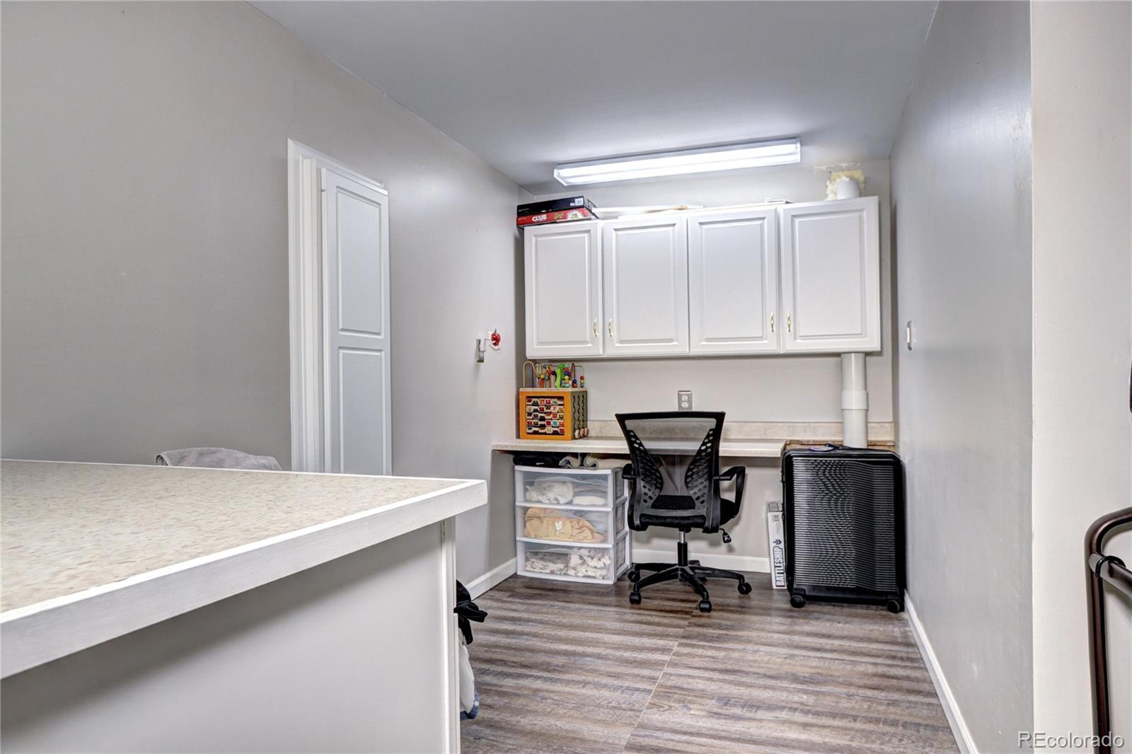 MLS Image #21 for 2424 s elkhart street,aurora, Colorado