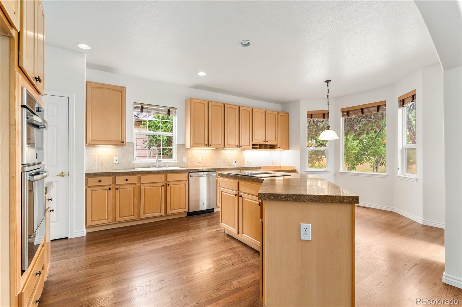 MLS Image #11 for 14890 e maplewood drive,centennial, Colorado
