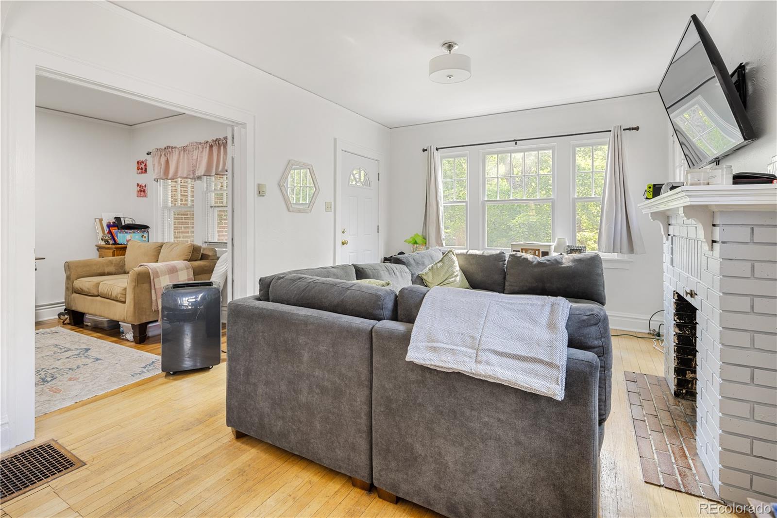 MLS Image #27 for 1705 & 1709 s ogden street,denver, Colorado