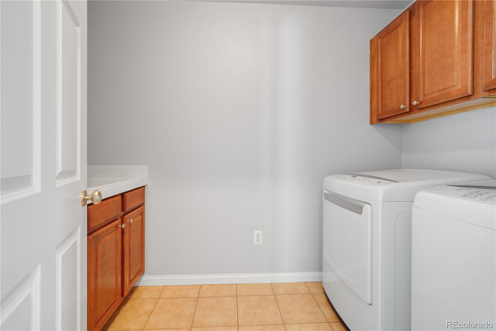 MLS Image #37 for 8745 e 23rd avenue,denver, Colorado