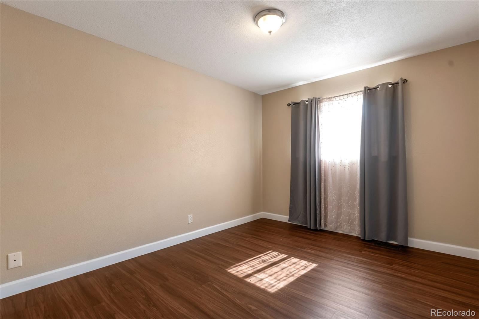 MLS Image #11 for 9876  milwaukee street,thornton, Colorado