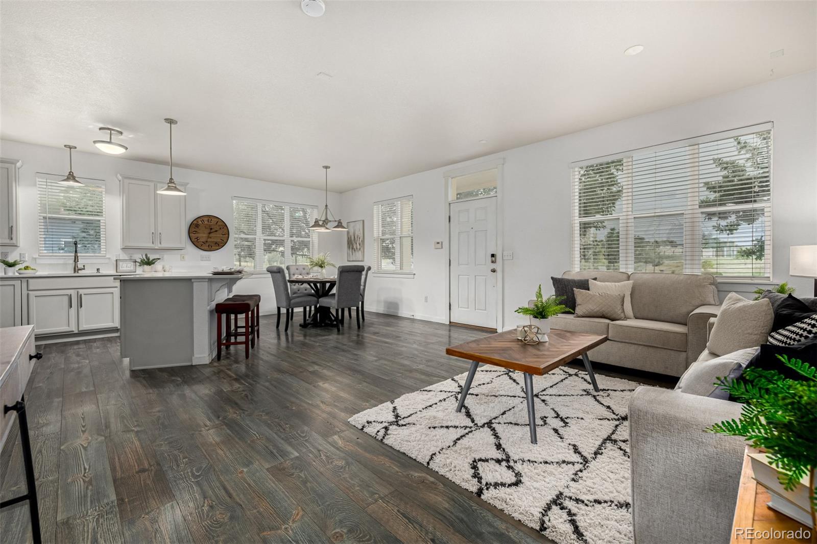 MLS Image #11 for 9833 e 26th avenue,denver, Colorado