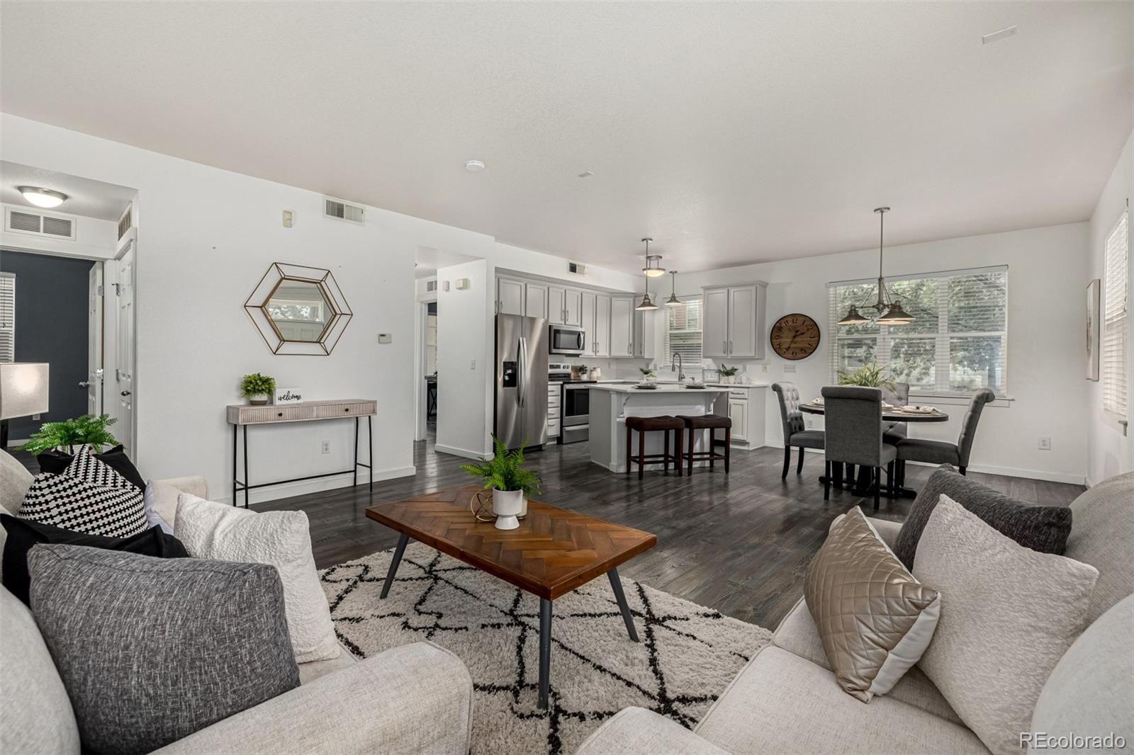 MLS Image #14 for 9833 e 26th avenue,denver, Colorado