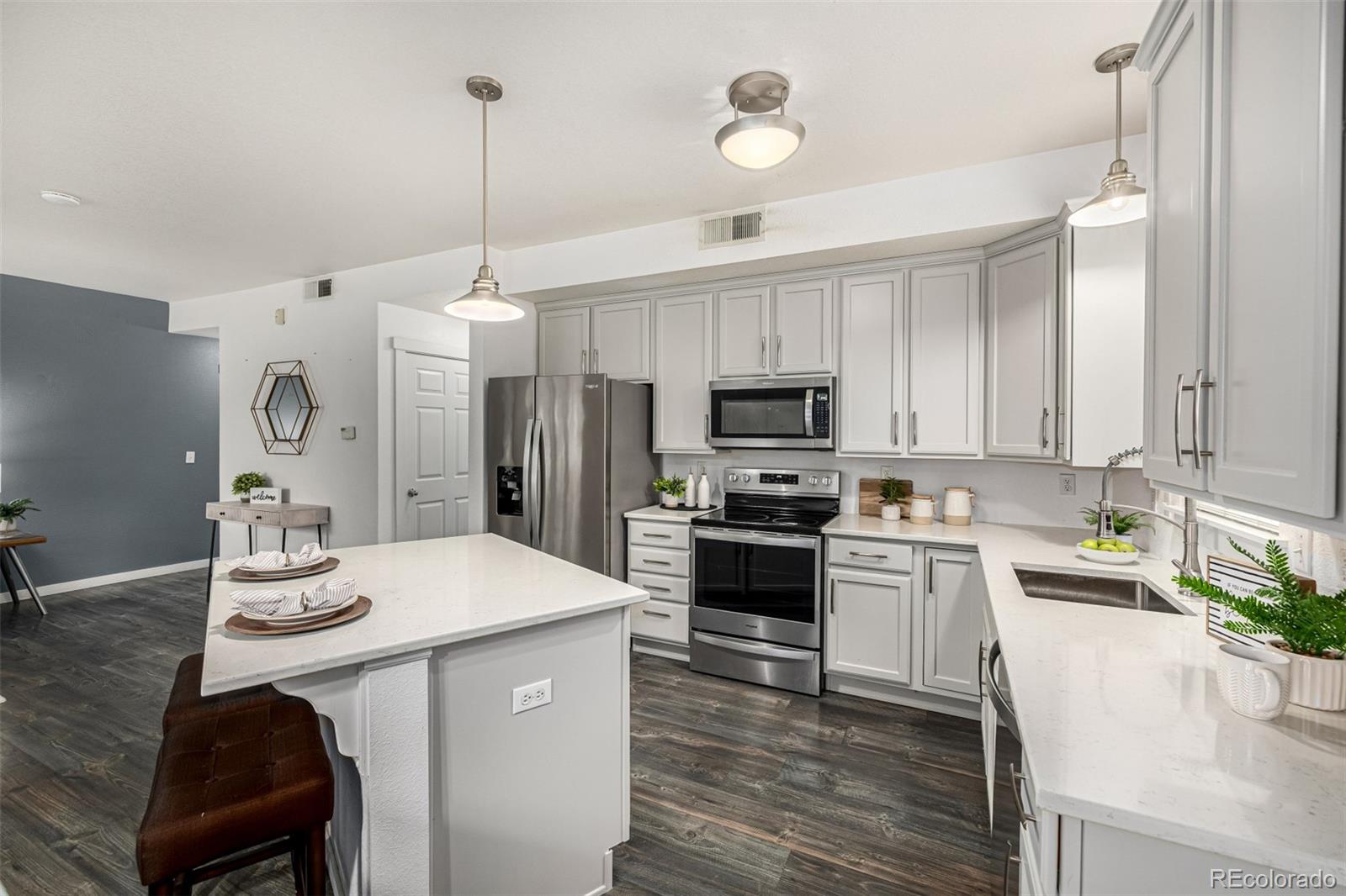 MLS Image #17 for 9833 e 26th avenue,denver, Colorado