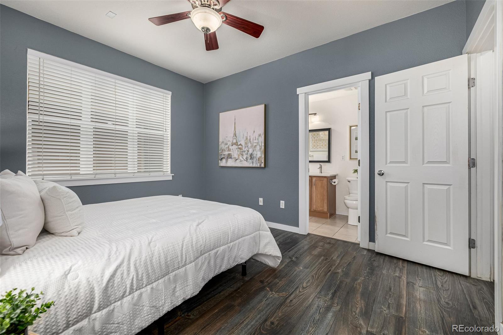 MLS Image #24 for 9833 e 26th avenue,denver, Colorado