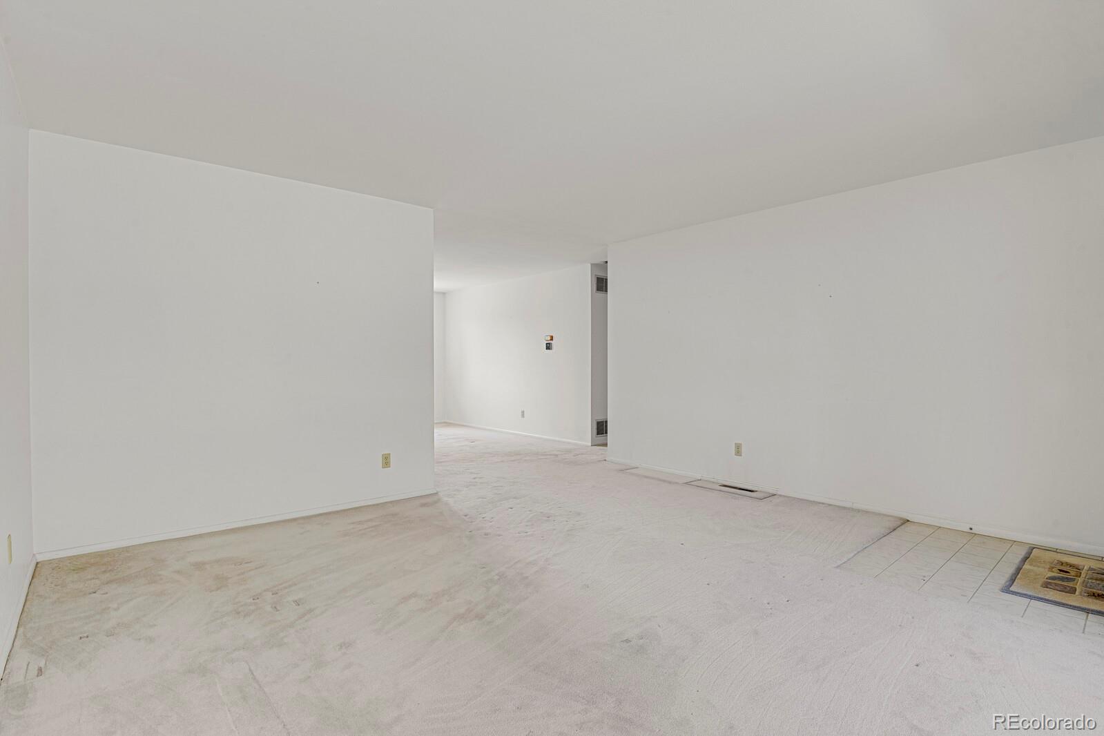 MLS Image #4 for 13276 w warren circle,lakewood, Colorado