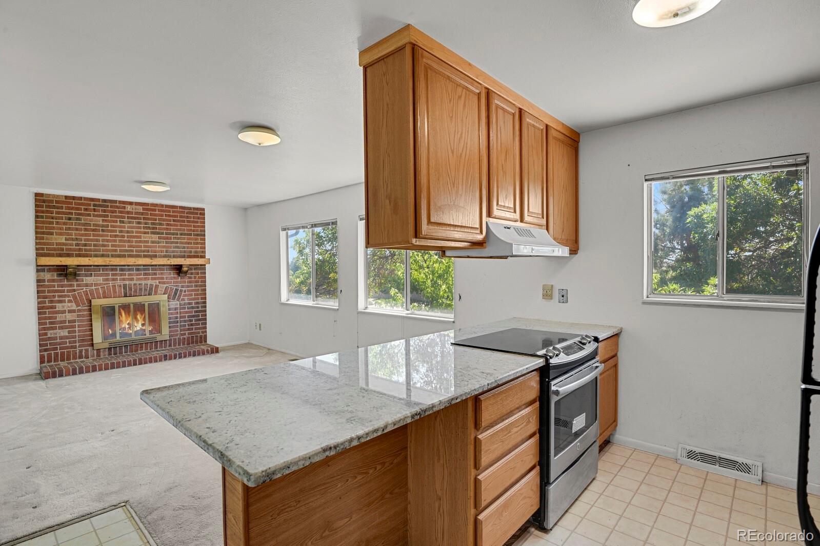 MLS Image #7 for 13276 w warren circle,lakewood, Colorado