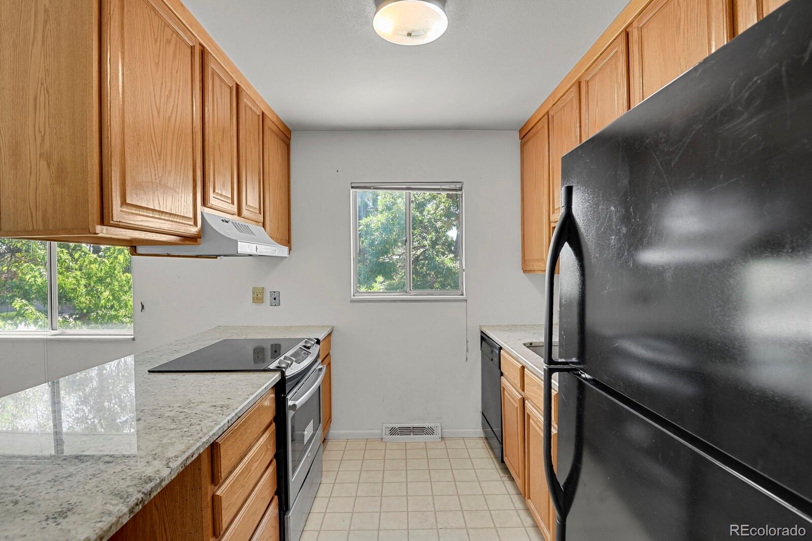 MLS Image #8 for 13276 w warren circle,lakewood, Colorado