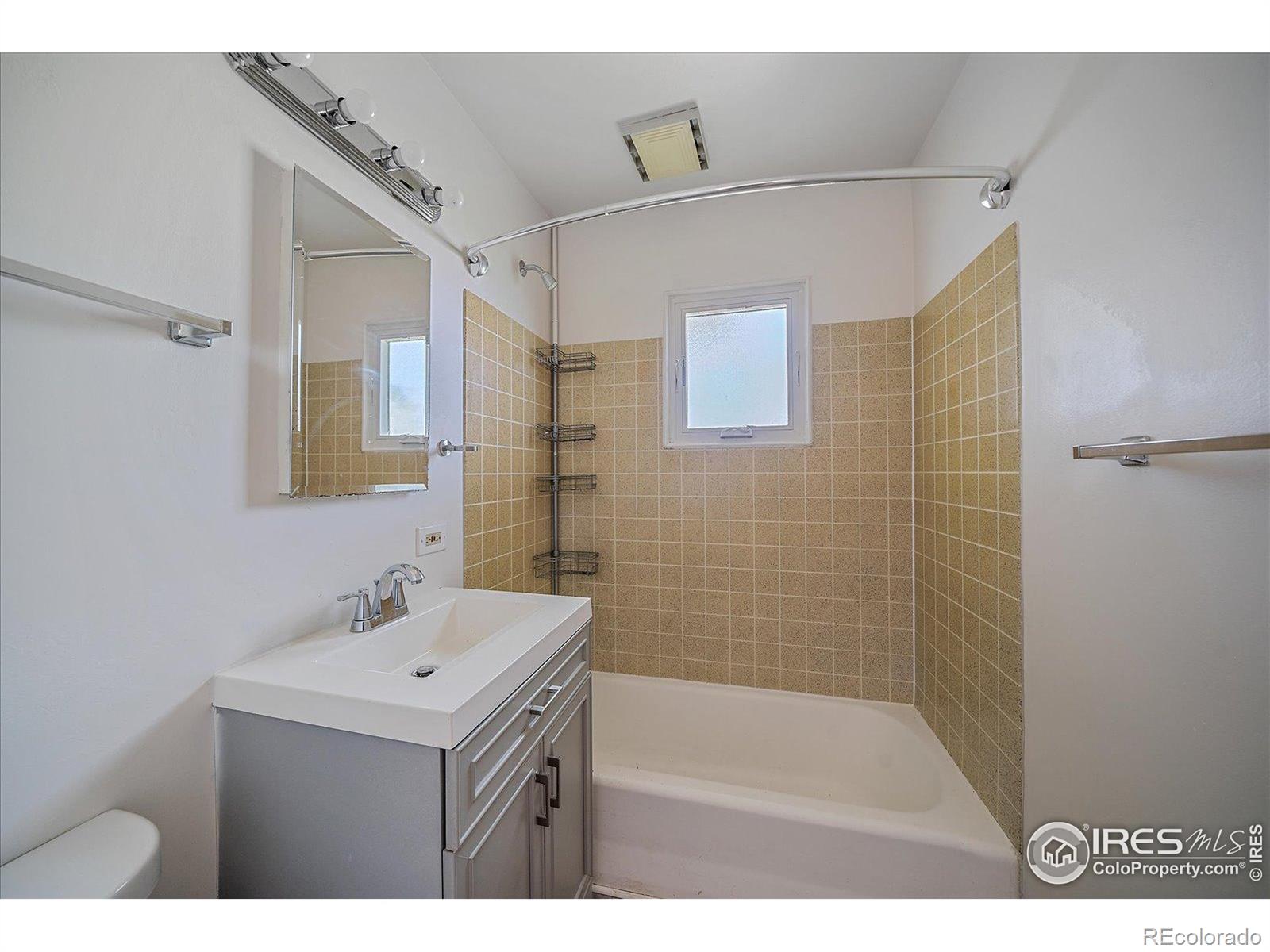 MLS Image #13 for 602 e cleveland street,lafayette, Colorado