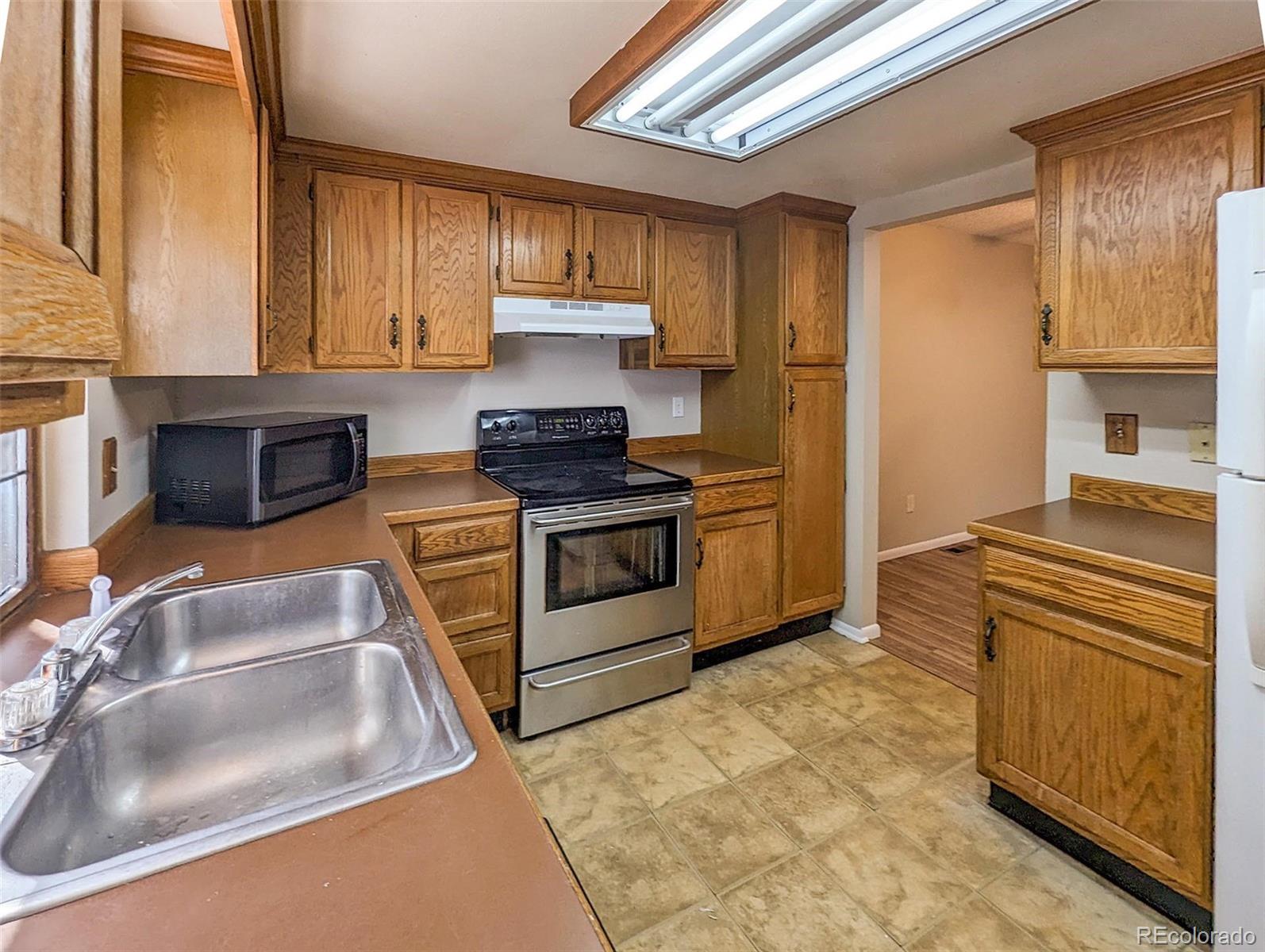 MLS Image #2 for 2587  hatch circle,colorado springs, Colorado