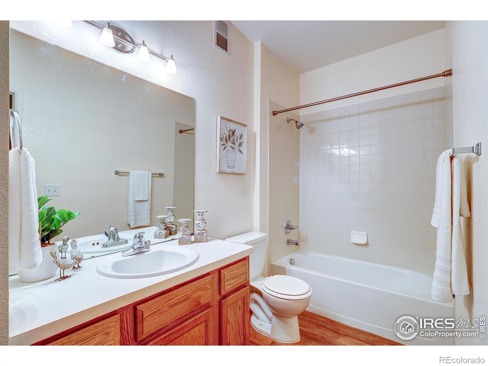 MLS Image #16 for 2131  grays peak drive,loveland, Colorado