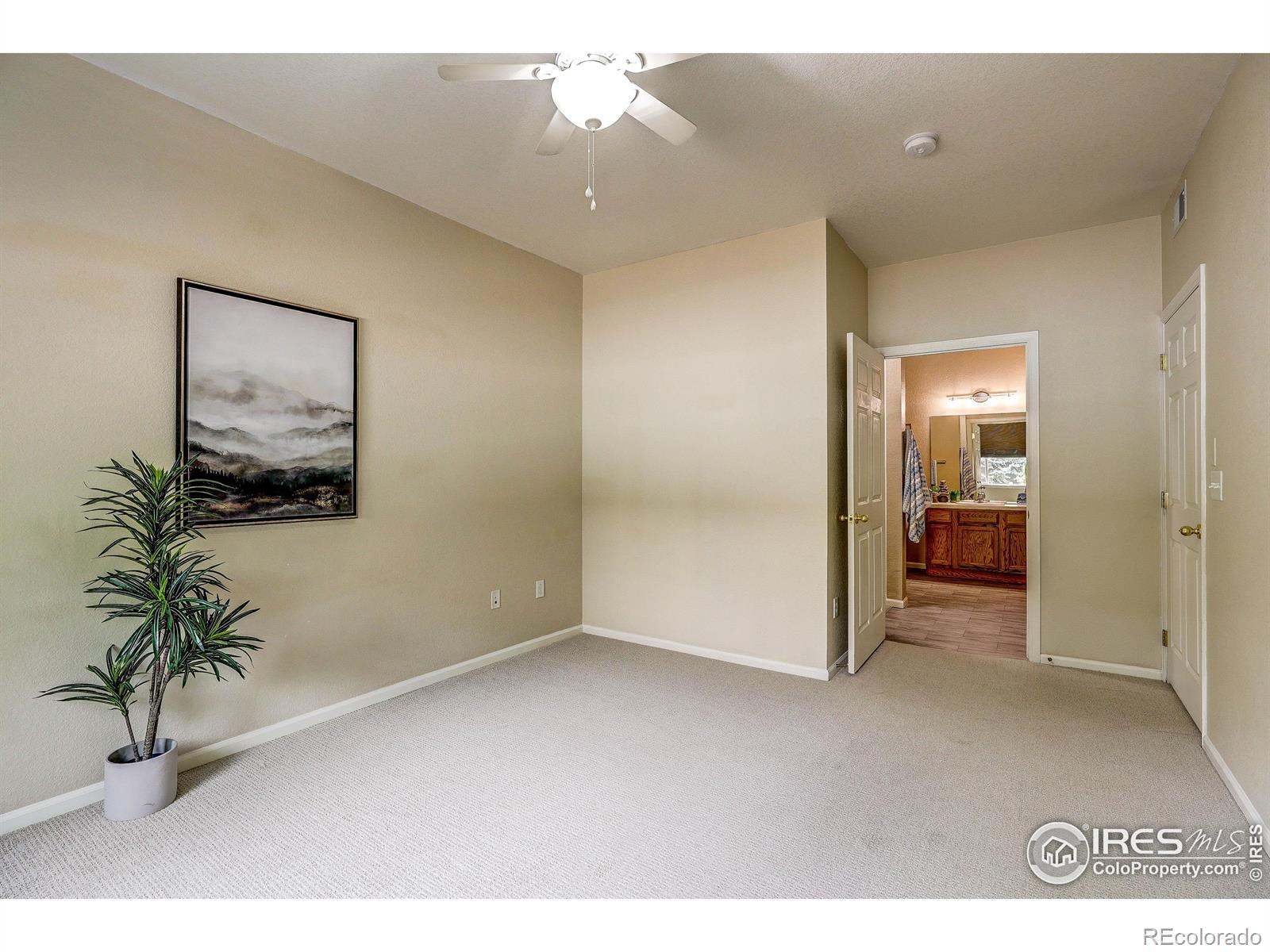 MLS Image #9 for 2131  grays peak drive,loveland, Colorado