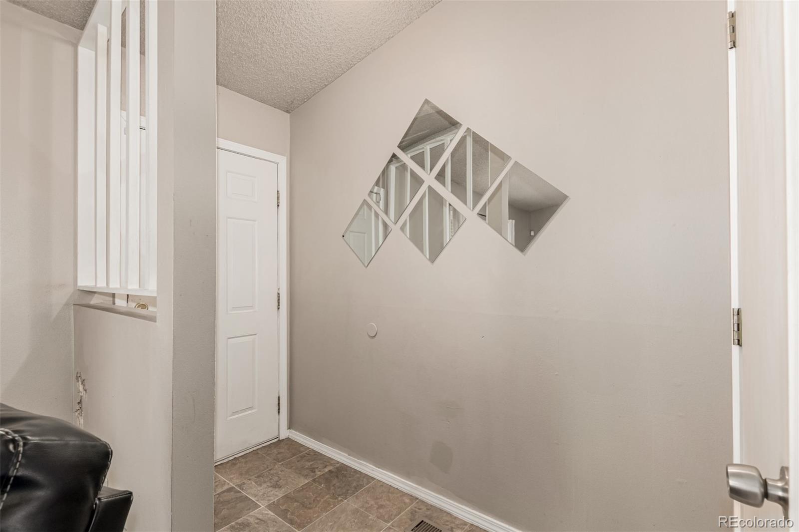 MLS Image #3 for 3310  bridgewater drive,colorado springs, Colorado