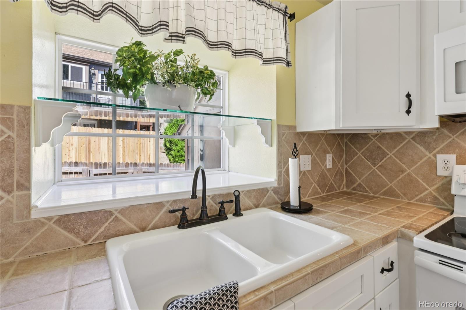 MLS Image #11 for 17468 e rice circle,aurora, Colorado