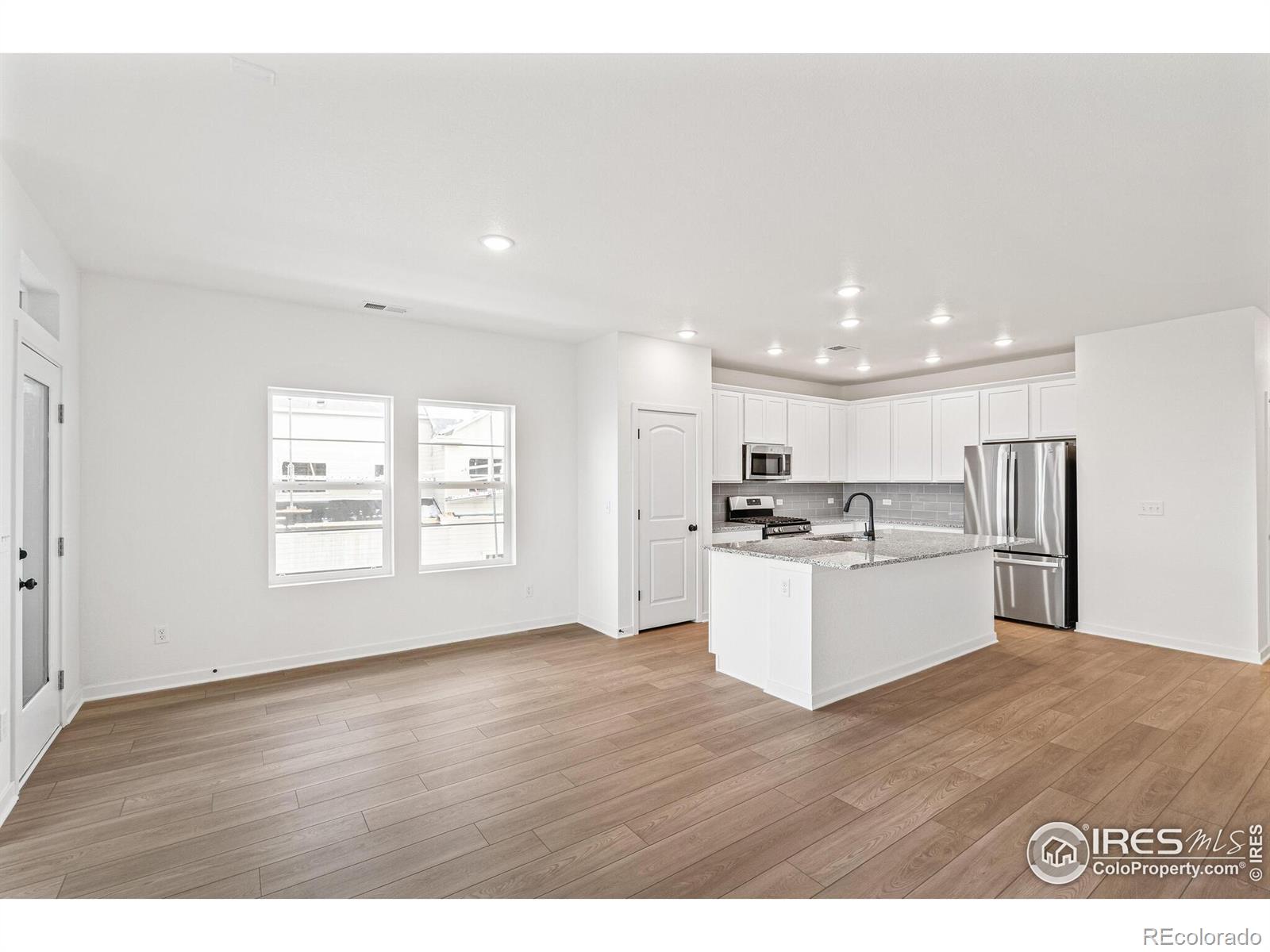 MLS Image #11 for 2795  eddystone way,loveland, Colorado