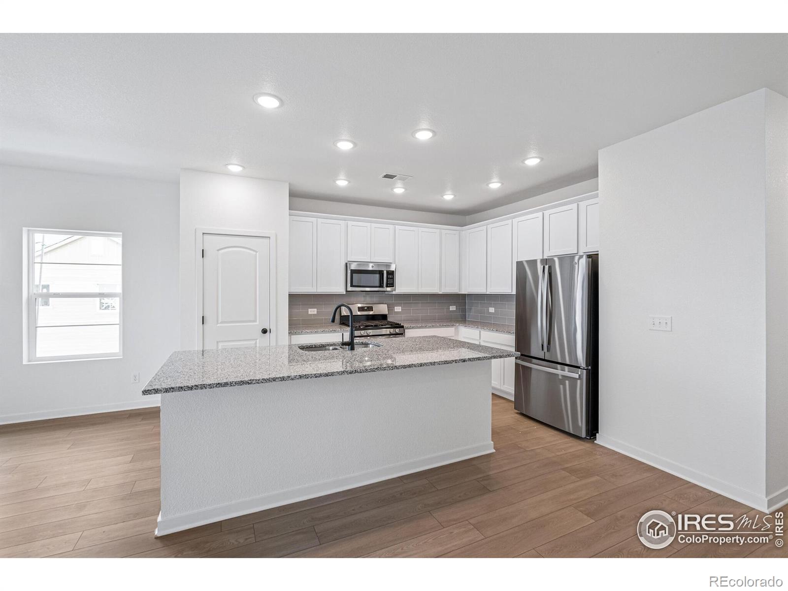 MLS Image #17 for 2795  eddystone way,loveland, Colorado