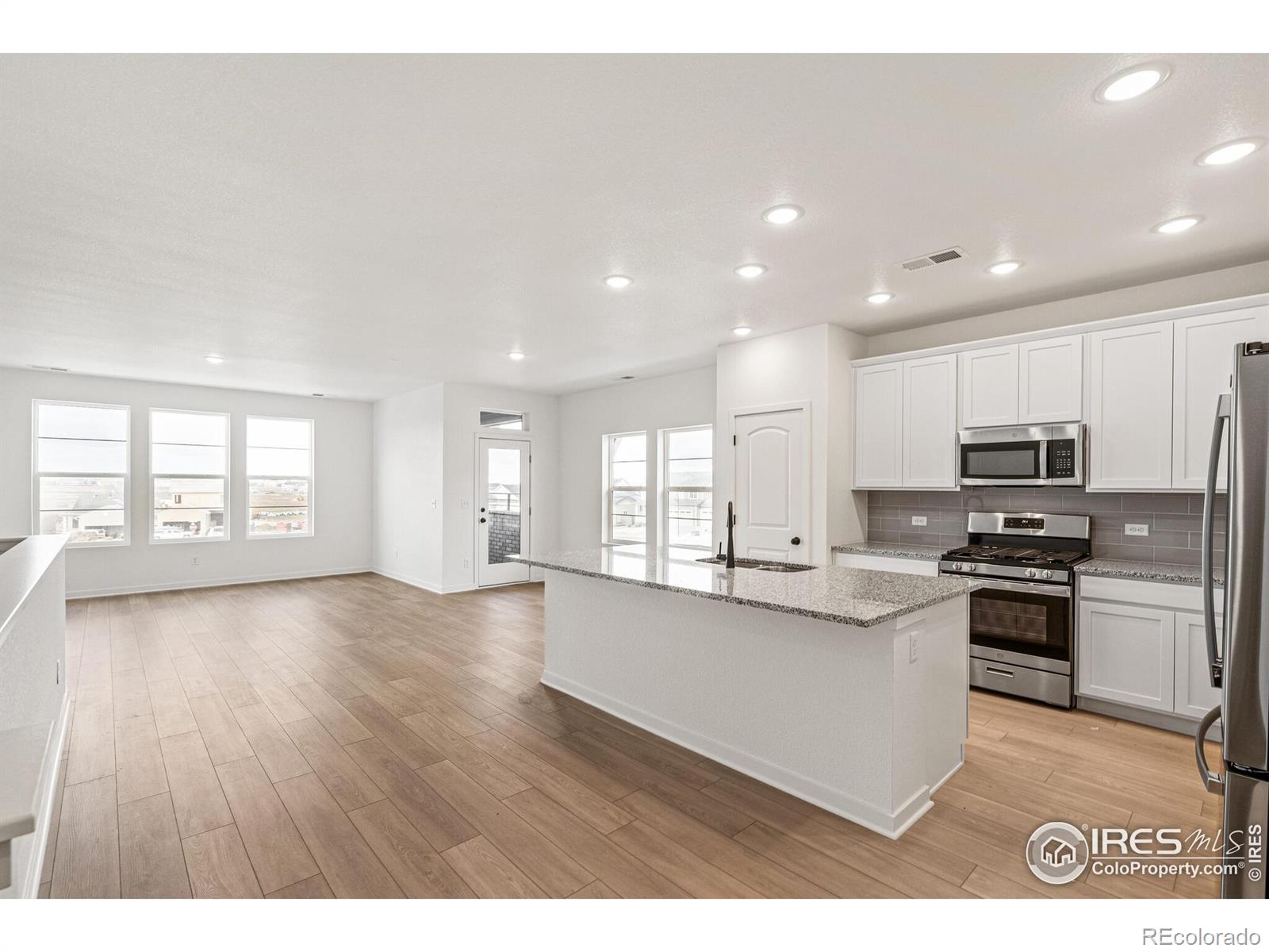 MLS Image #20 for 2795  eddystone way,loveland, Colorado