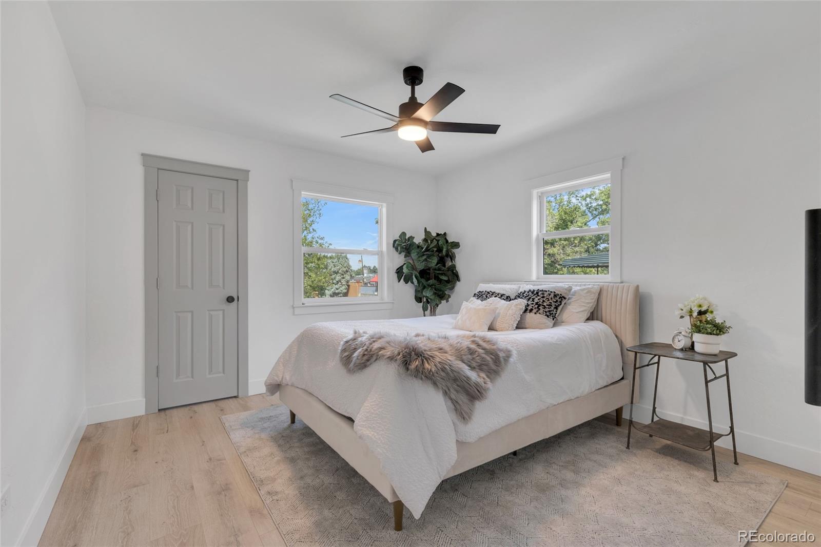 MLS Image #16 for 1462  hudson street,denver, Colorado