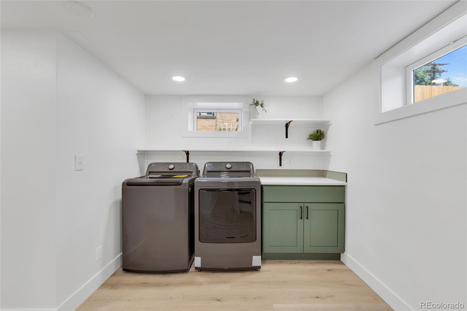 MLS Image #22 for 1462  hudson street,denver, Colorado