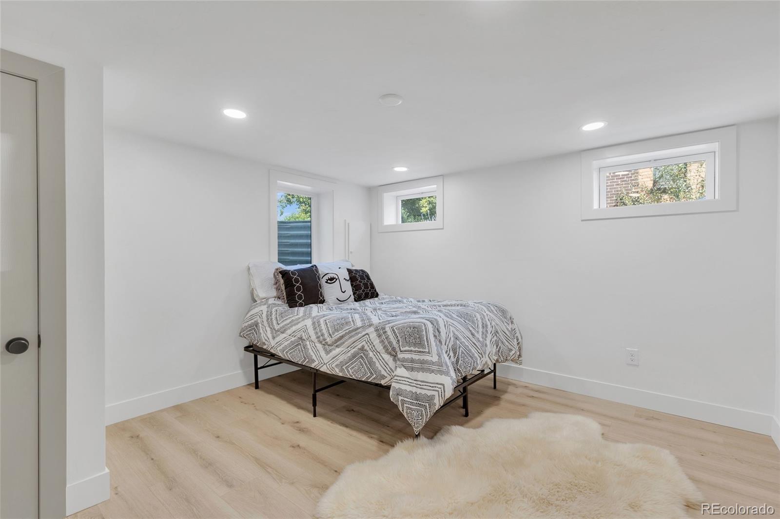 MLS Image #26 for 1462  hudson street,denver, Colorado