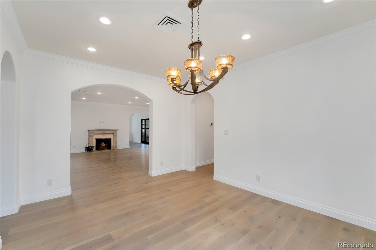 MLS Image #11 for 2111 e alameda avenue,denver, Colorado