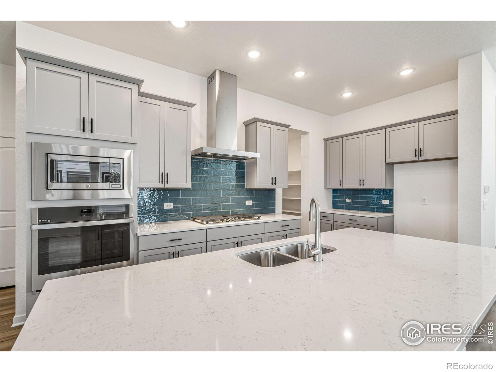 MLS Image #11 for 6318  elk pass lane,loveland, Colorado