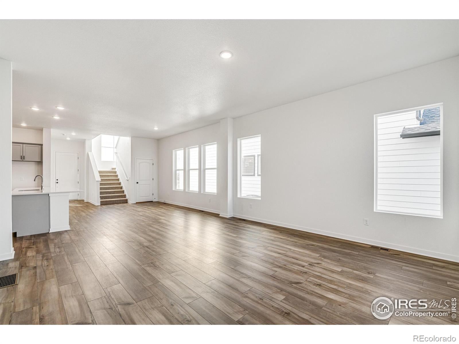 MLS Image #3 for 6318  elk pass lane,loveland, Colorado
