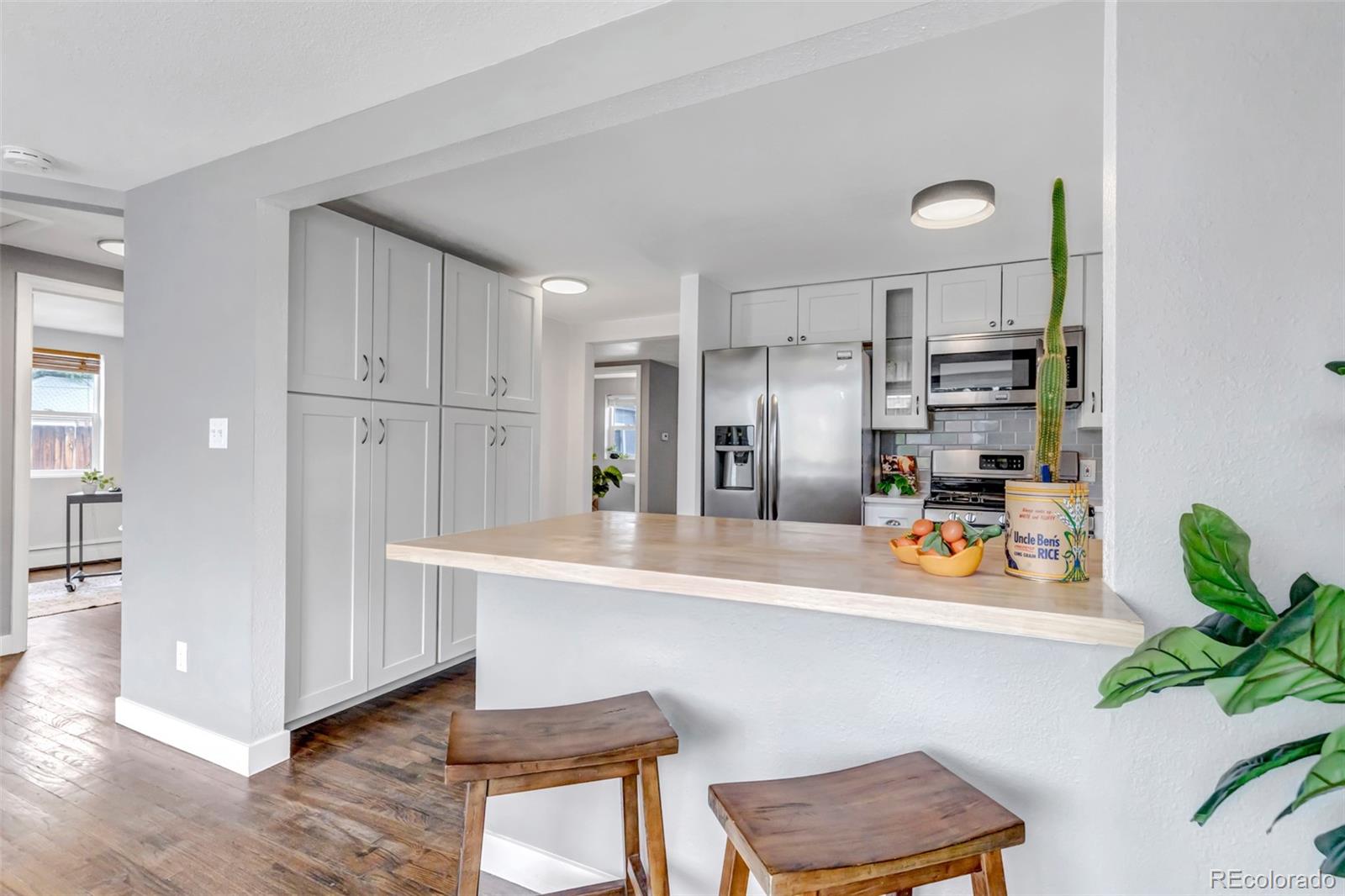 MLS Image #5 for 560 s ames street,lakewood, Colorado