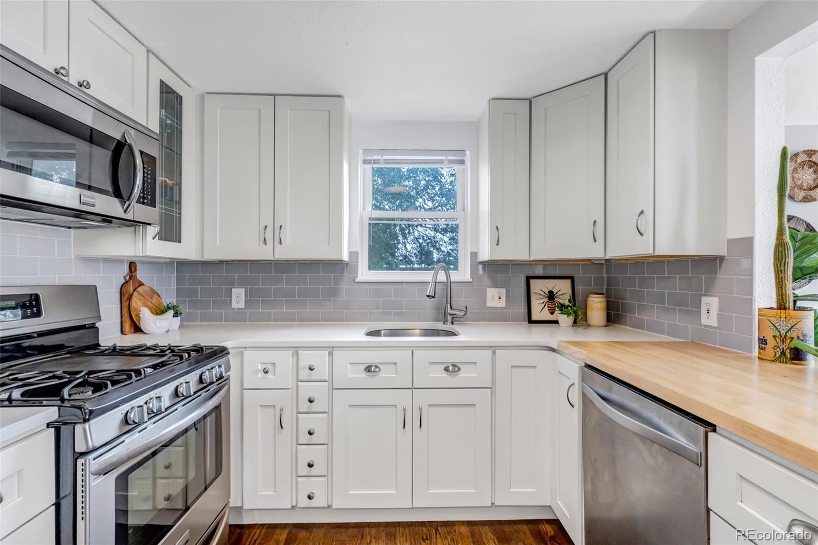 MLS Image #8 for 560 s ames street,lakewood, Colorado