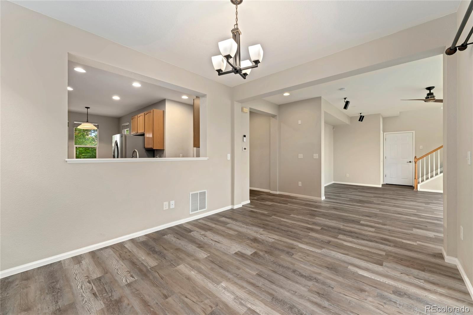MLS Image #7 for 16580 e 104th place,commerce city, Colorado