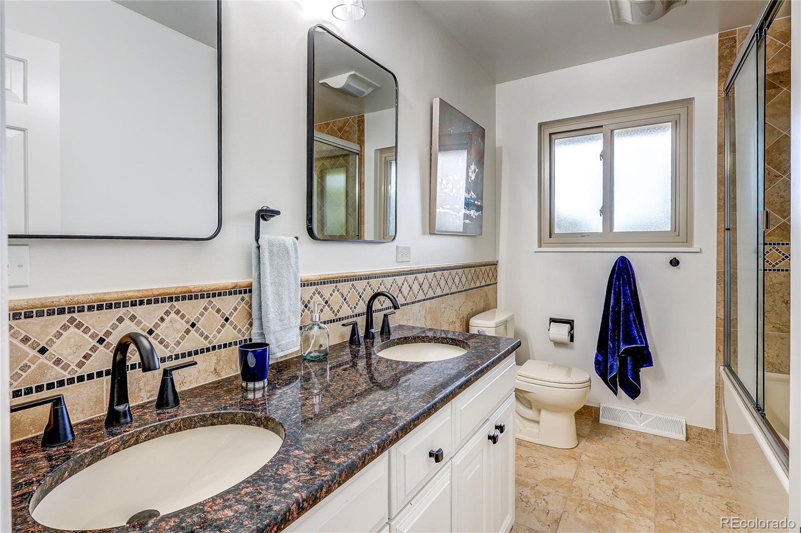 MLS Image #19 for 3304 s valentia court,denver, Colorado