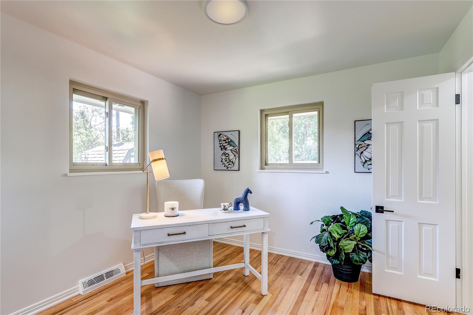 MLS Image #24 for 3304 s valentia court,denver, Colorado