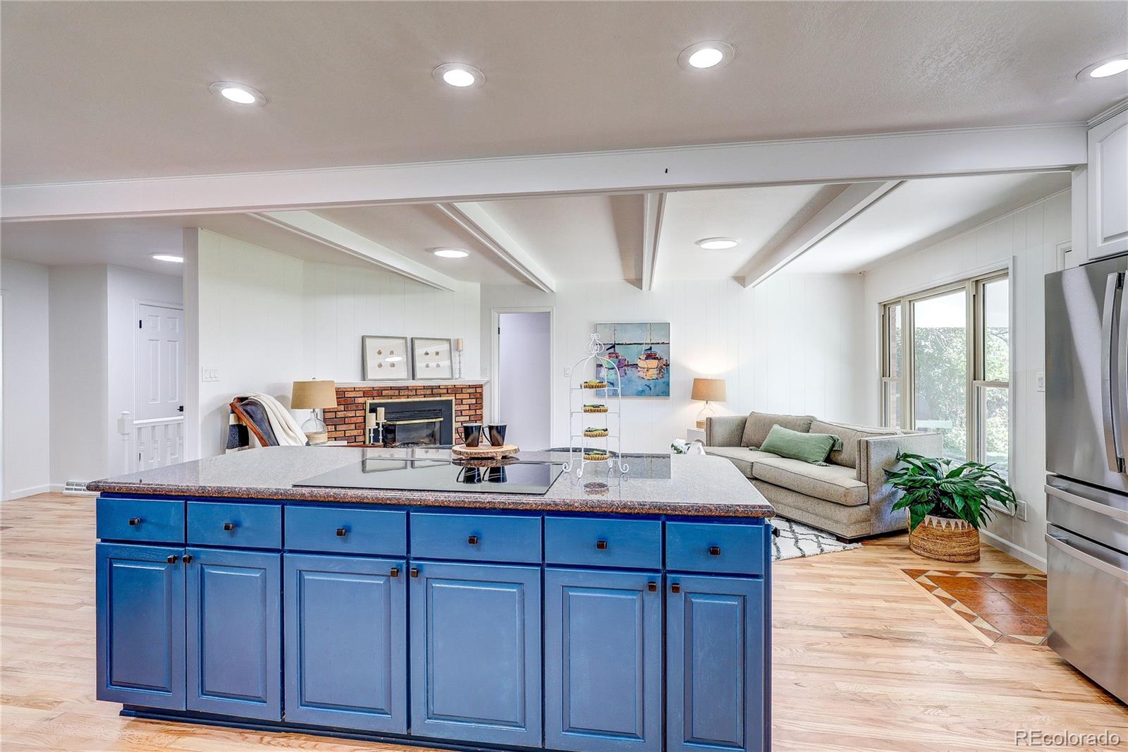 MLS Image #29 for 3304 s valentia court,denver, Colorado