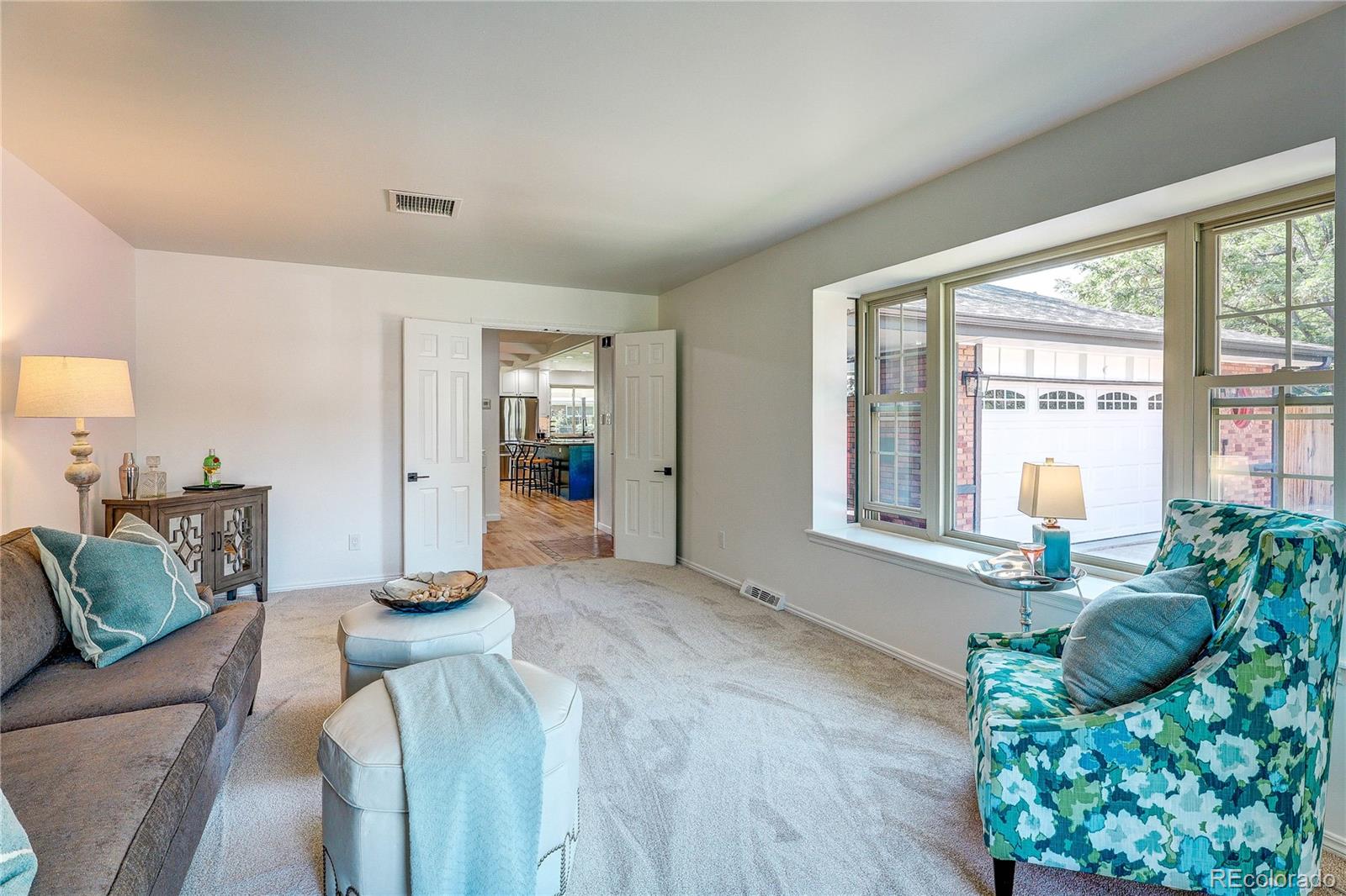 MLS Image #3 for 3304 s valentia court,denver, Colorado
