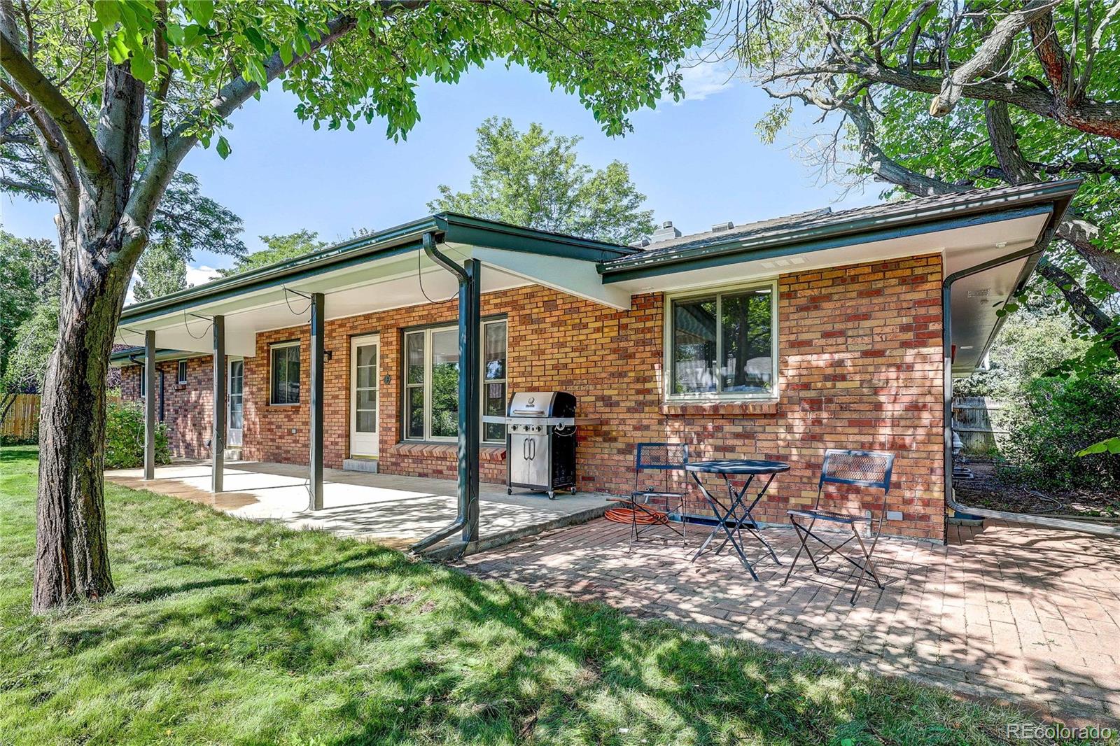 MLS Image #40 for 3304 s valentia court,denver, Colorado